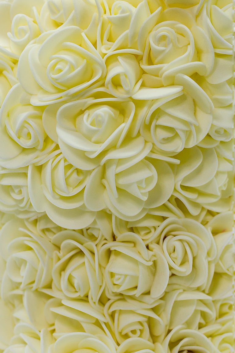 A close up shot of the cream foam flowers